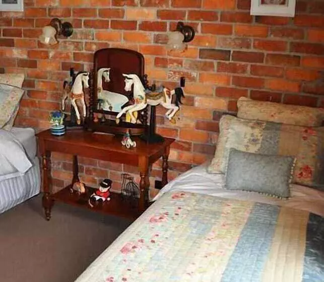 Killynaught Spa Cottages