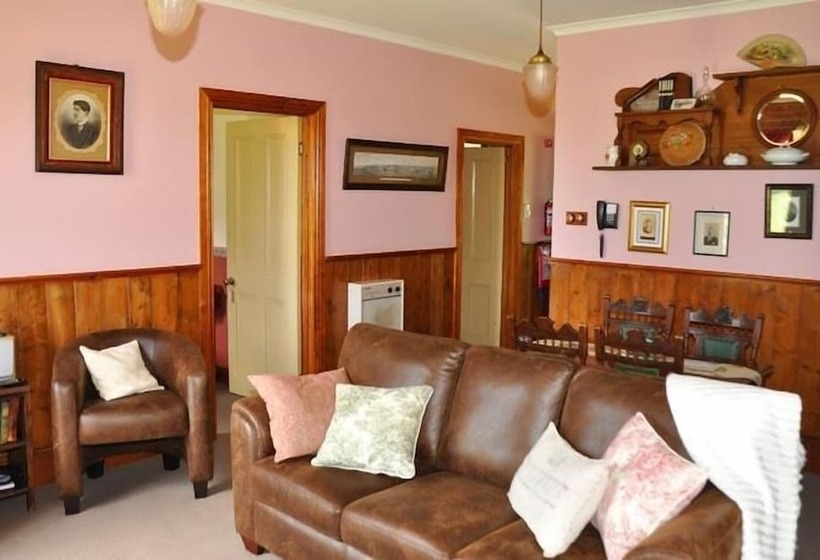 Killynaught Spa Cottages