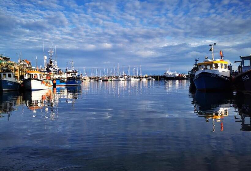 Пансион The Thoresby Room Only