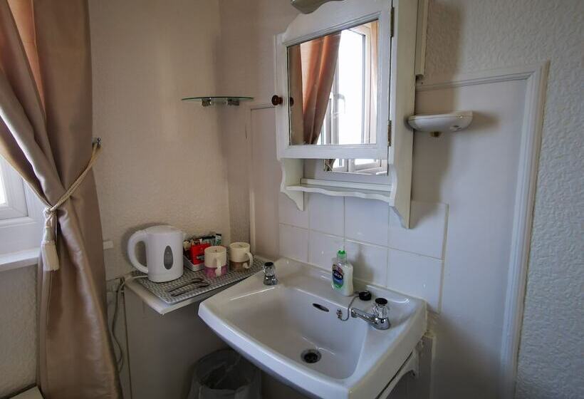 Пансион The Thoresby Room Only