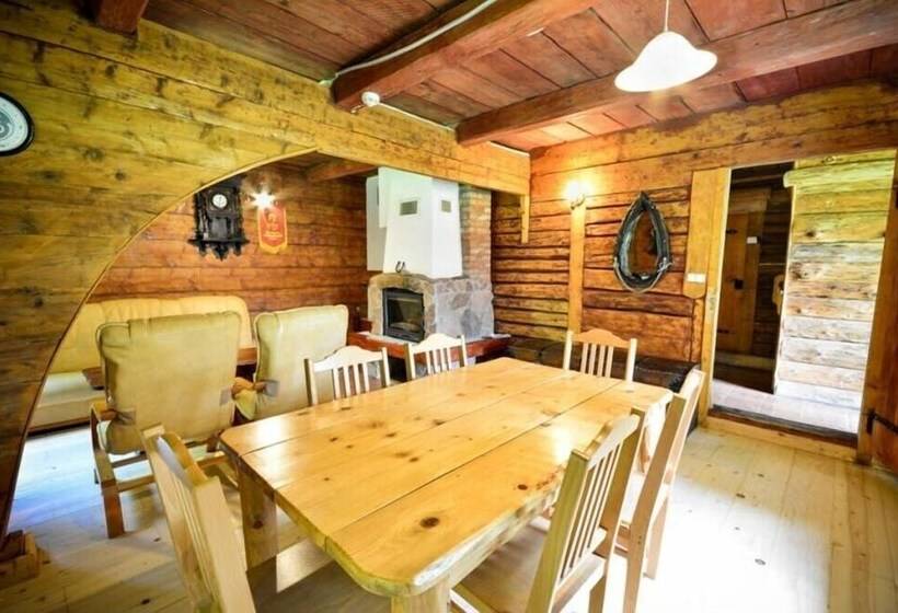 펜션 Witalna Osada Helonowo