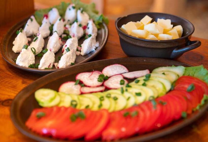 펜션 Witalna Osada Helonowo