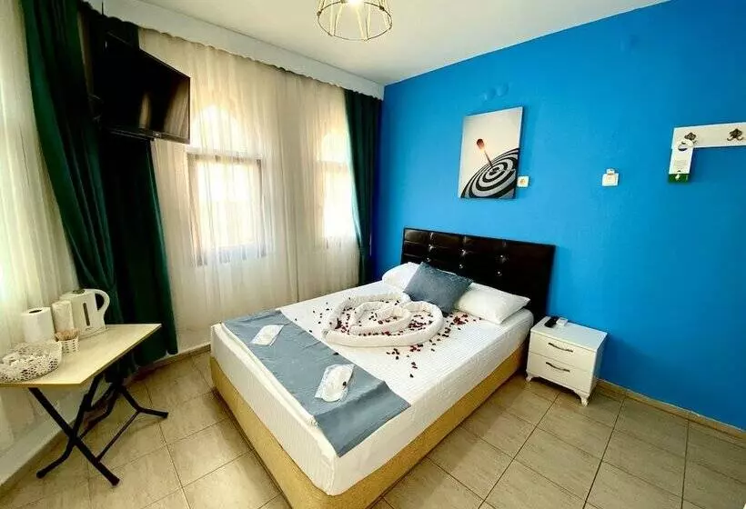 Sakin Otel