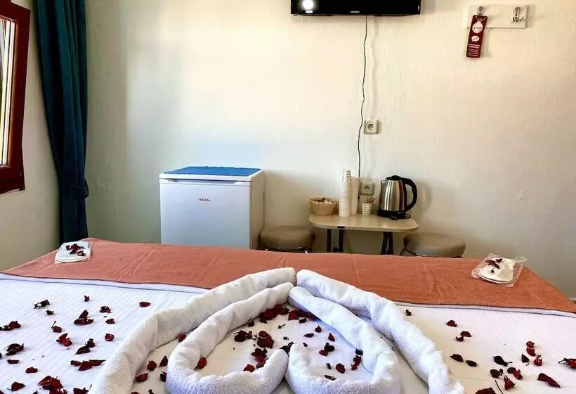 Sakin Otel