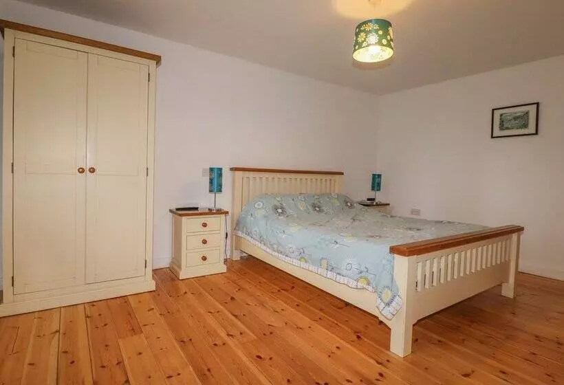 Vine Cottage