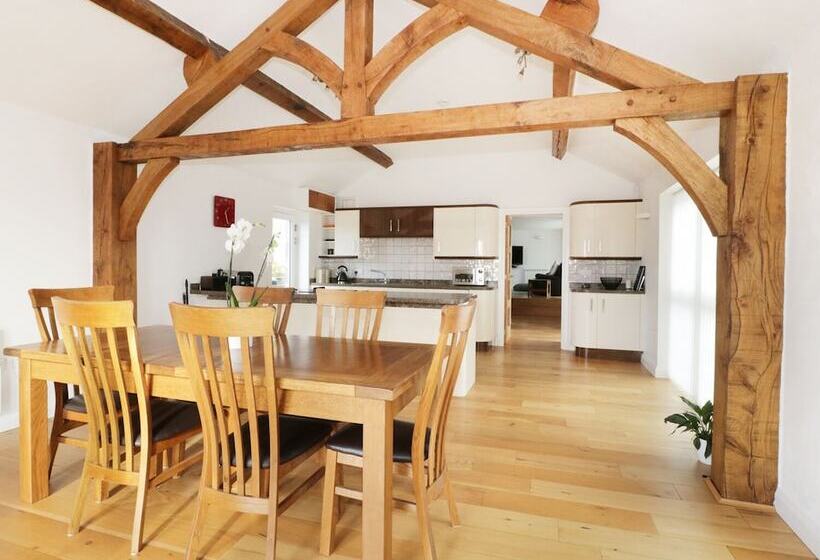 Bwthyn Clychau R Gog