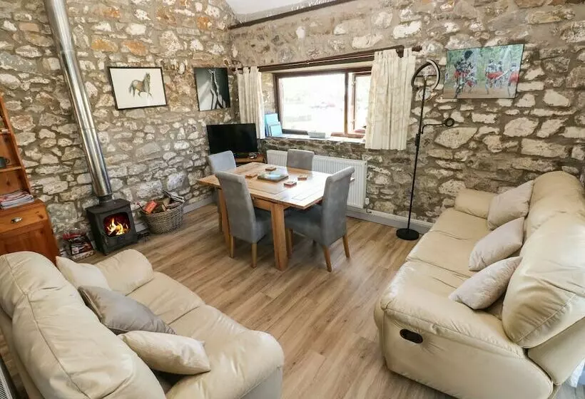 Corner Cottage