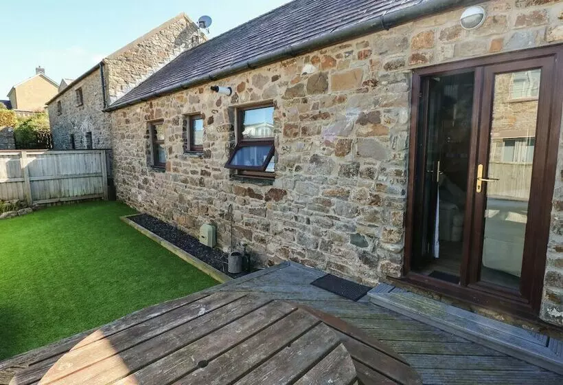Corner Cottage