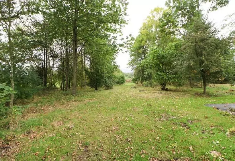 Holly Lodge