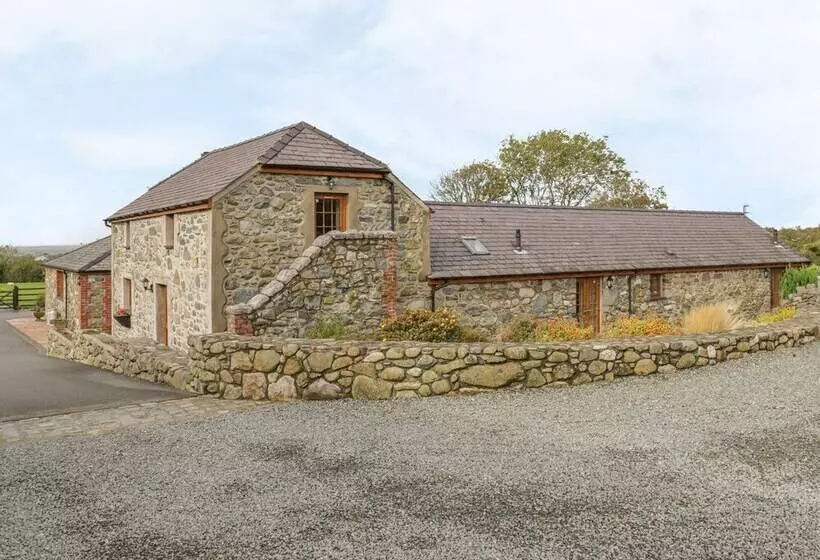 Lily Cottage