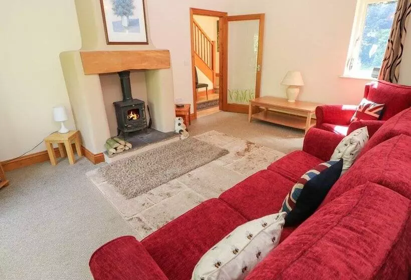 Little Treasure Cottage