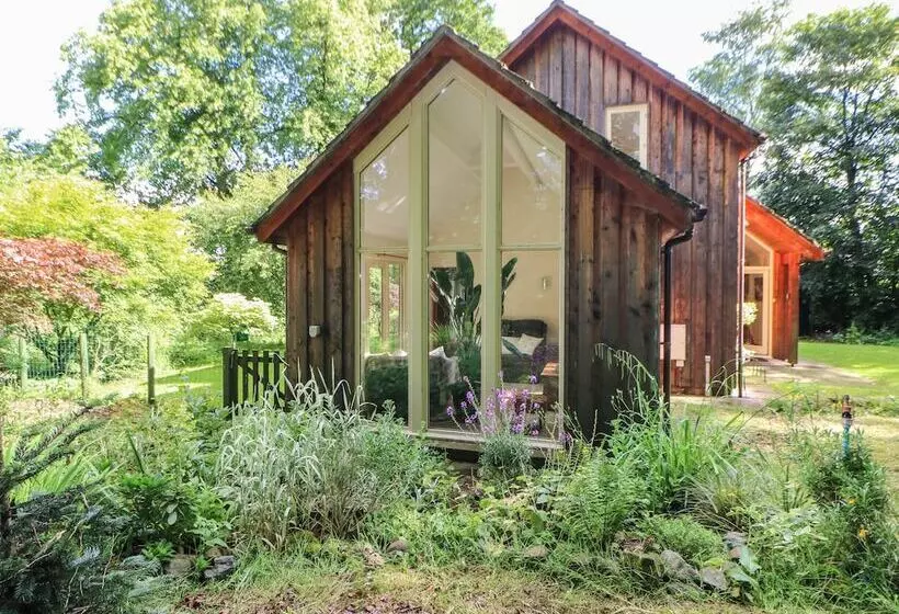 Little Treasure Cottage
