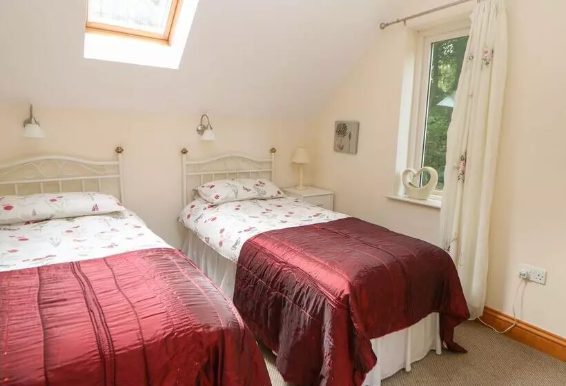 Little Treasure Cottage