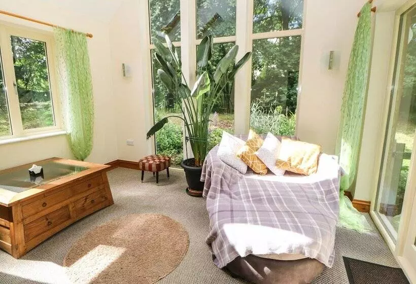 Little Treasure Cottage
