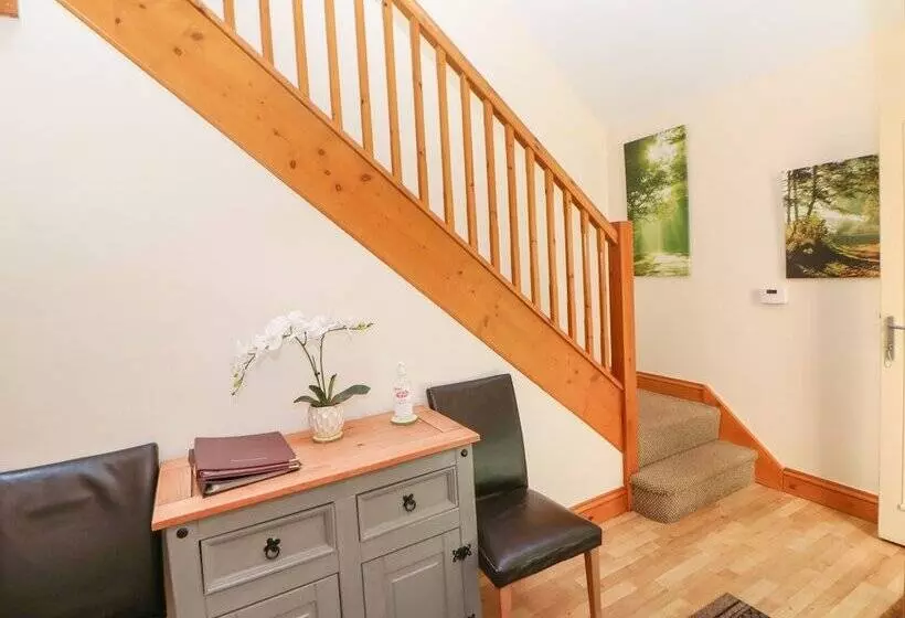 Little Treasure Cottage
