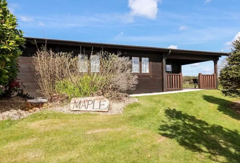 Maple Lodge