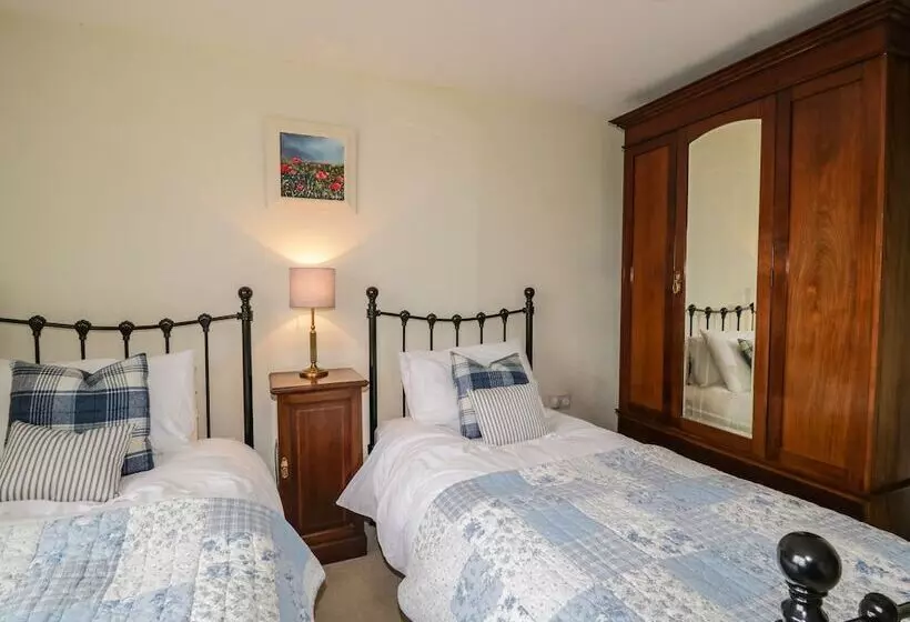 Stockwell Hall Cottage