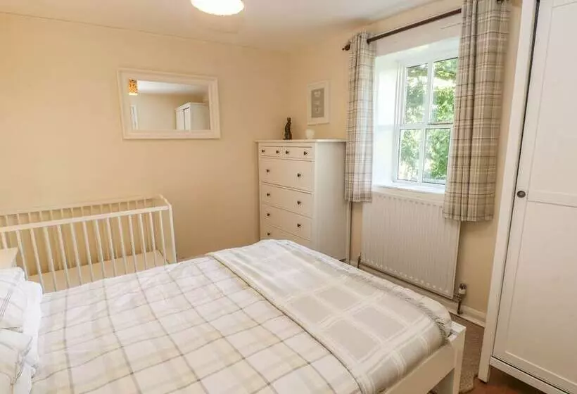 Witton View Cottage