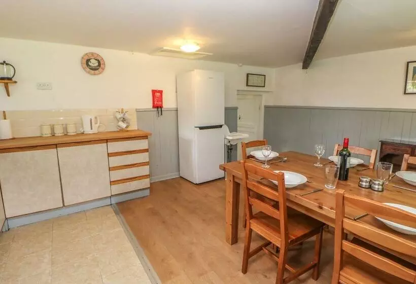 Witton View Cottage