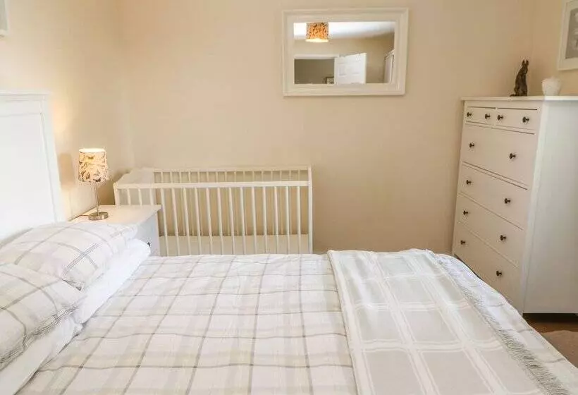 Witton View Cottage