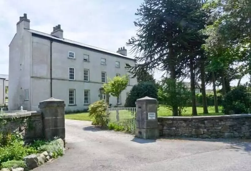 2 Cark House