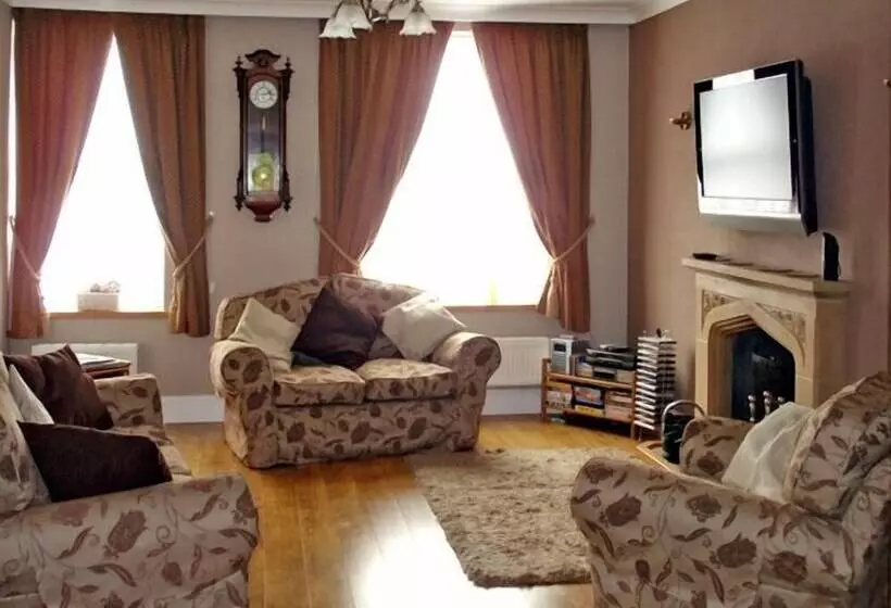 Briarcliffe Cottage