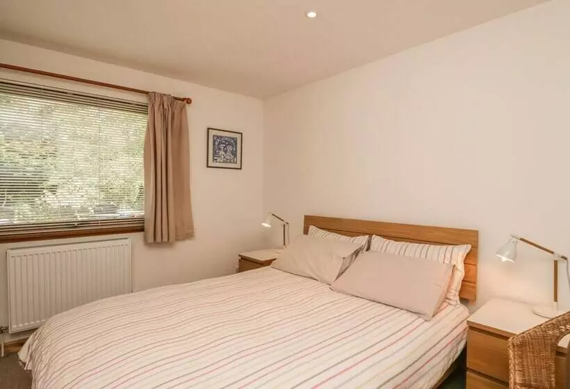 Brucanich Cottage