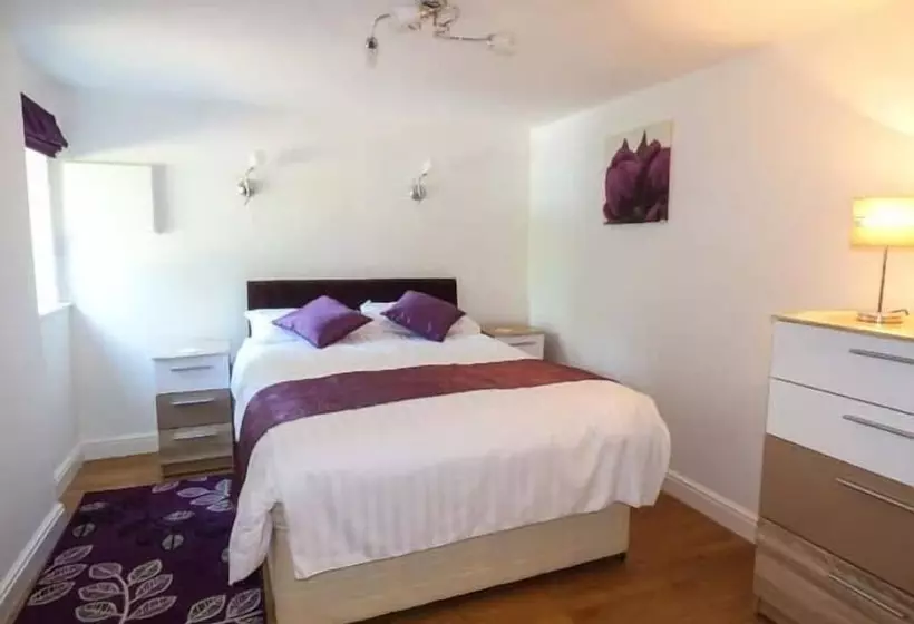 Dunsdale Lodge