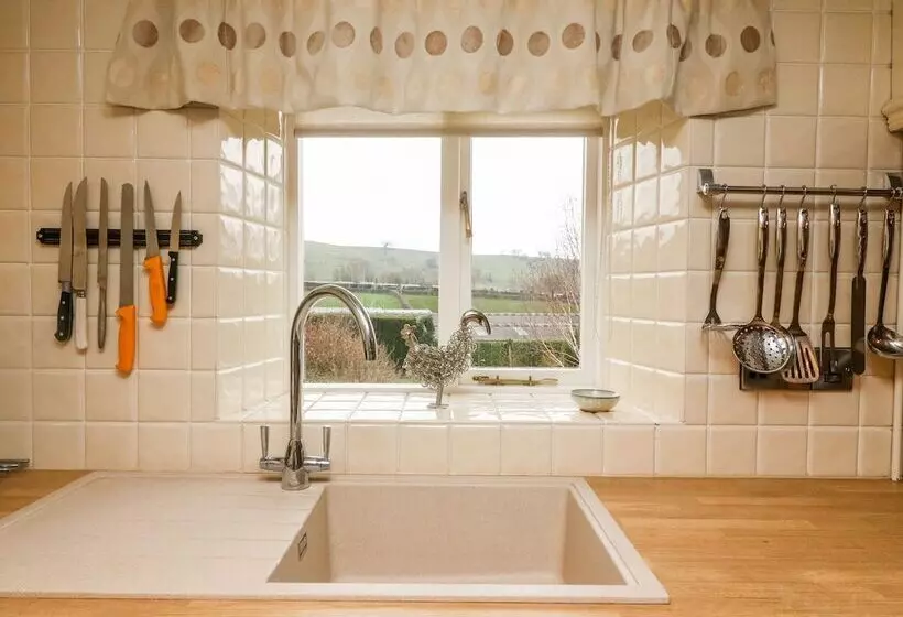 Eastburn Cottage