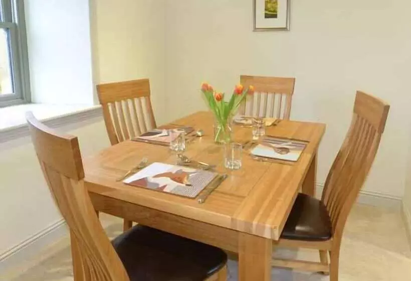 Muirmailing Cottage