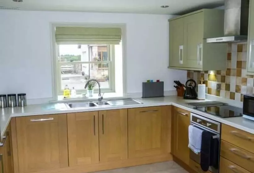 Muirmailing Cottage