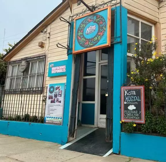Kom Hostal Hostel