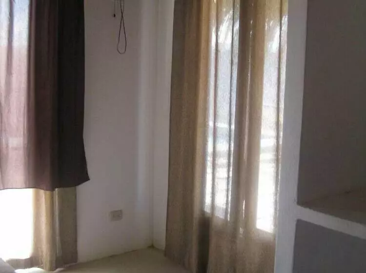 ベッドアンドブレックファースト La Capitanna