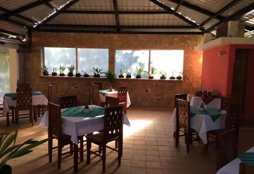 Bella Verapaz Hotel Y Restaurant