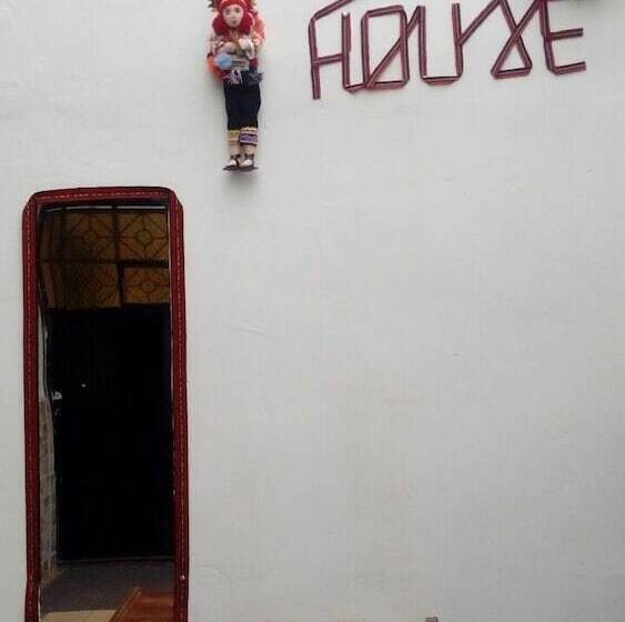 Cholo S House   Hostel