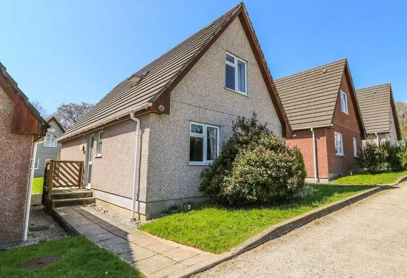 Dartmoor Valley Lodge