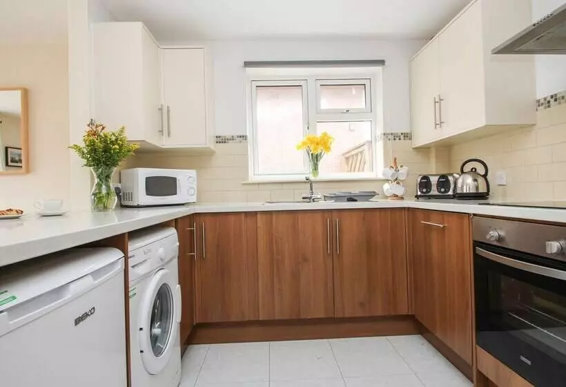 Dartmoor Valley Lodge