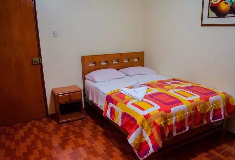 Hostal Latino