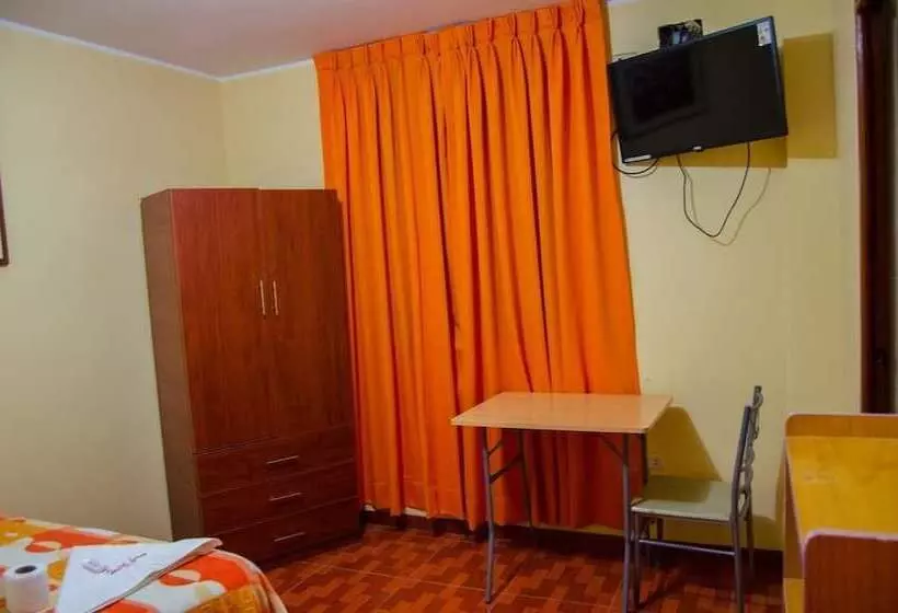 Hostal Latino
