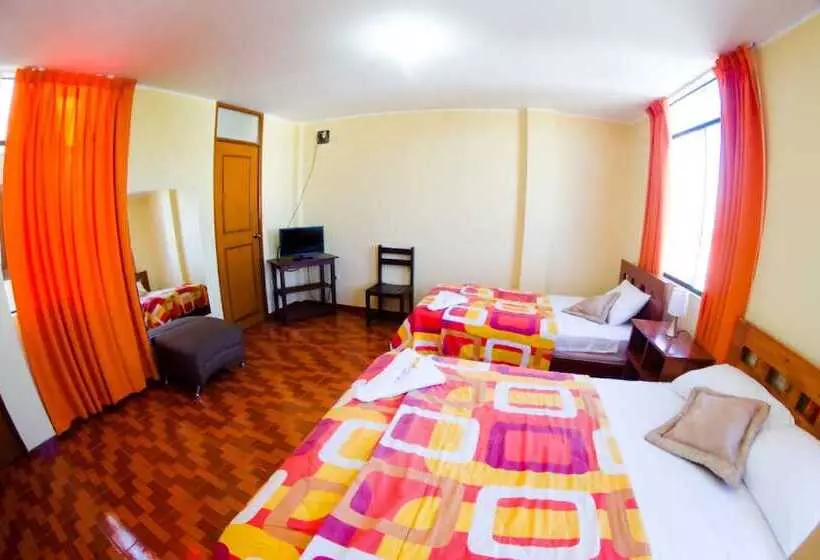 Hostal Latino