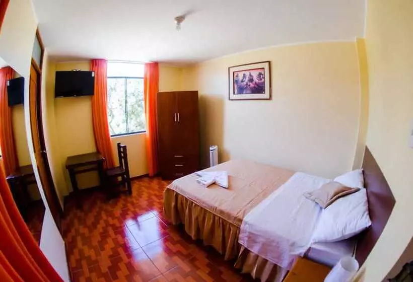 Hostal Latino