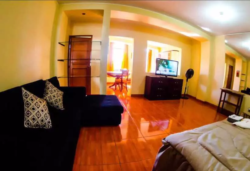 Hostal Latino