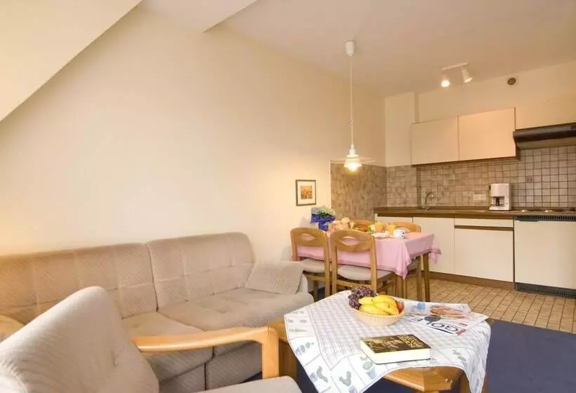 Hotelli Appartementhaus Alt Büsum