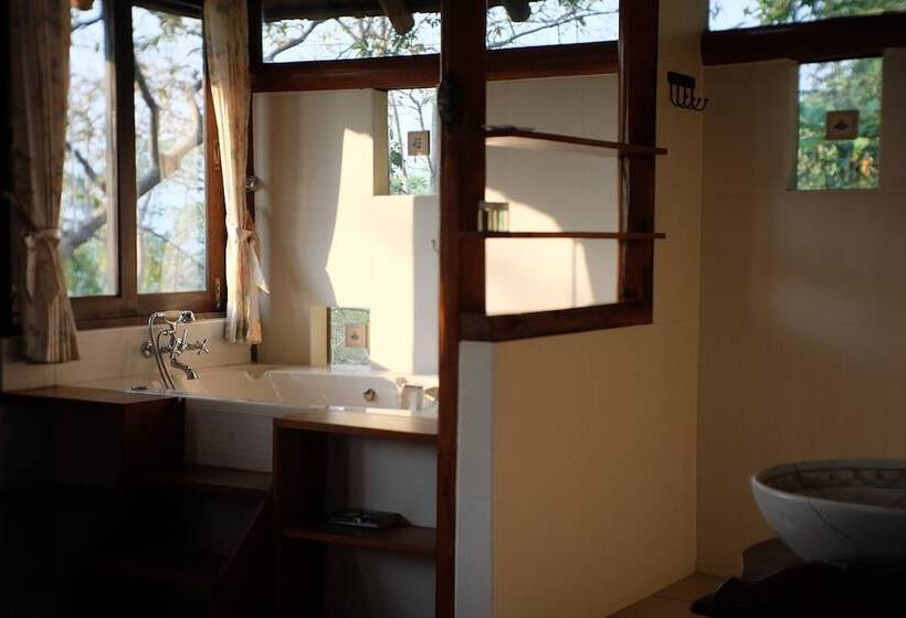 Hotelli Dala Hide Away Chiang Rai