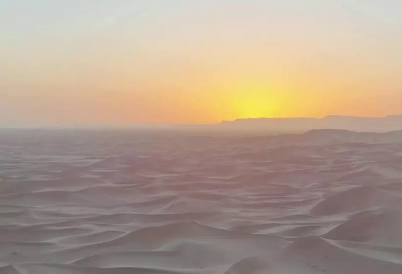 Hotelli Erg Chegaga Desert Camp