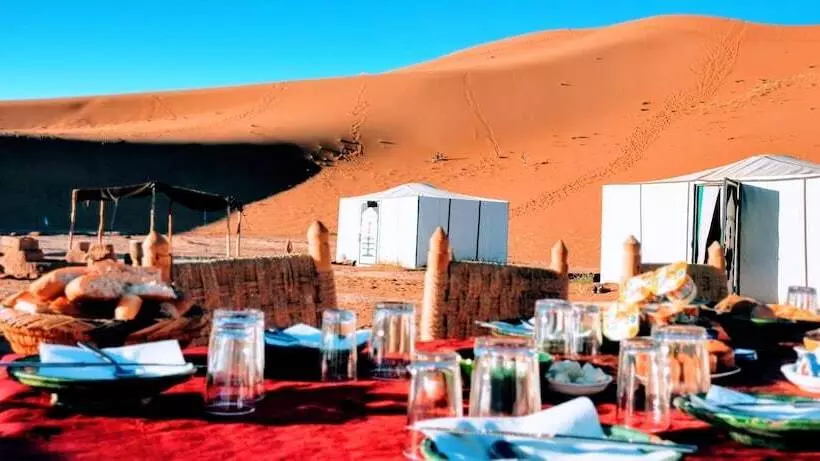 Hotelli Erg Chegaga Desert Camp