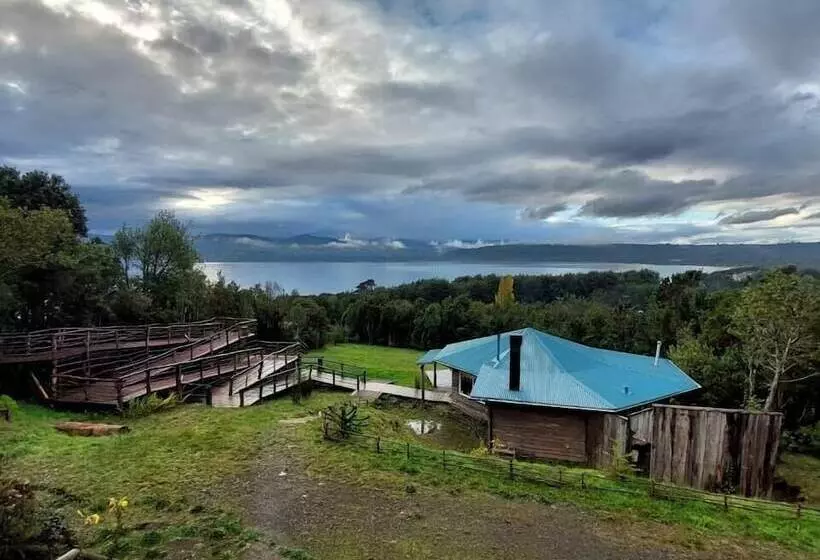 Hotelli Huillín Lodge
