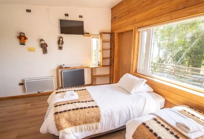 Hotelli Huillín Lodge