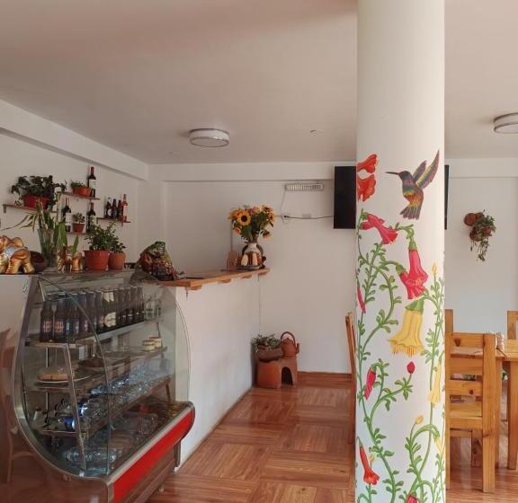 Отель Sequeiros Garden