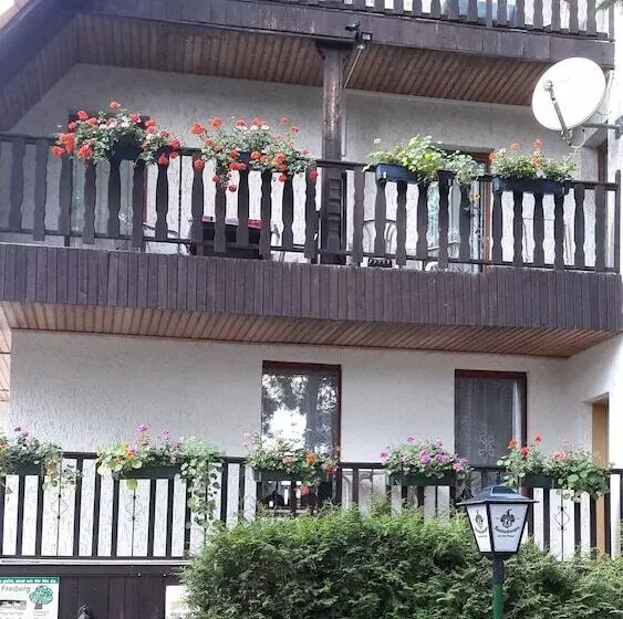 ホテル Zur Schmiede